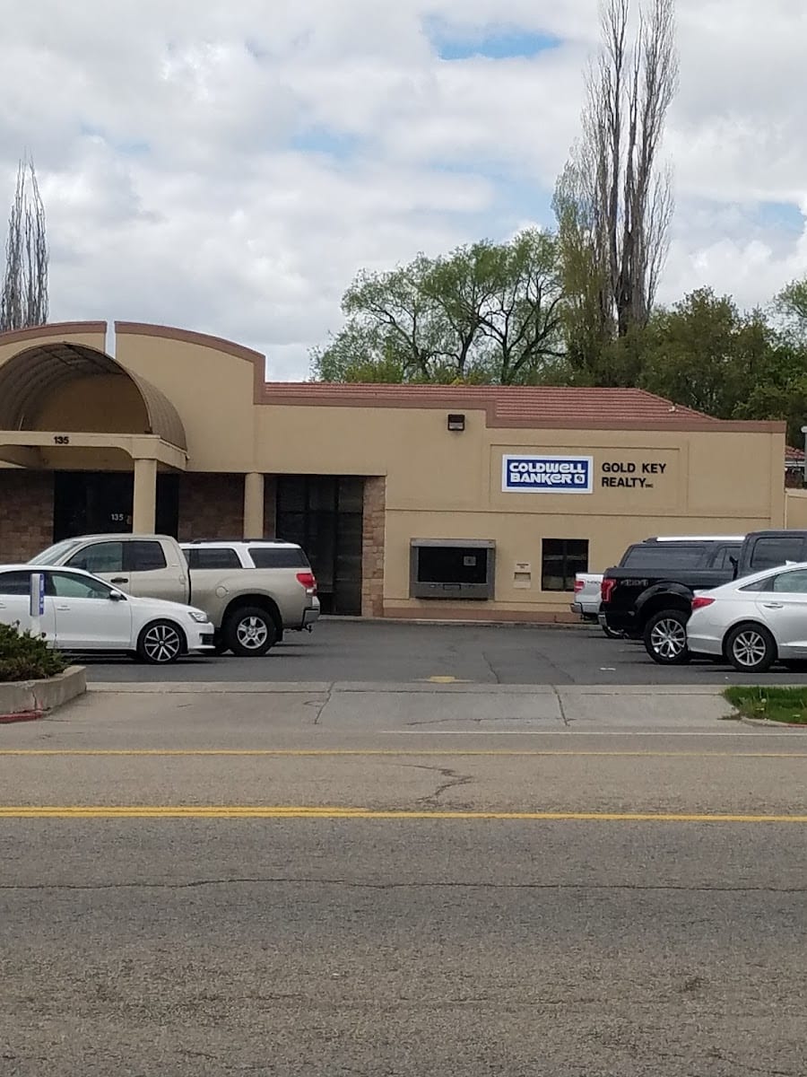 Valley Realty