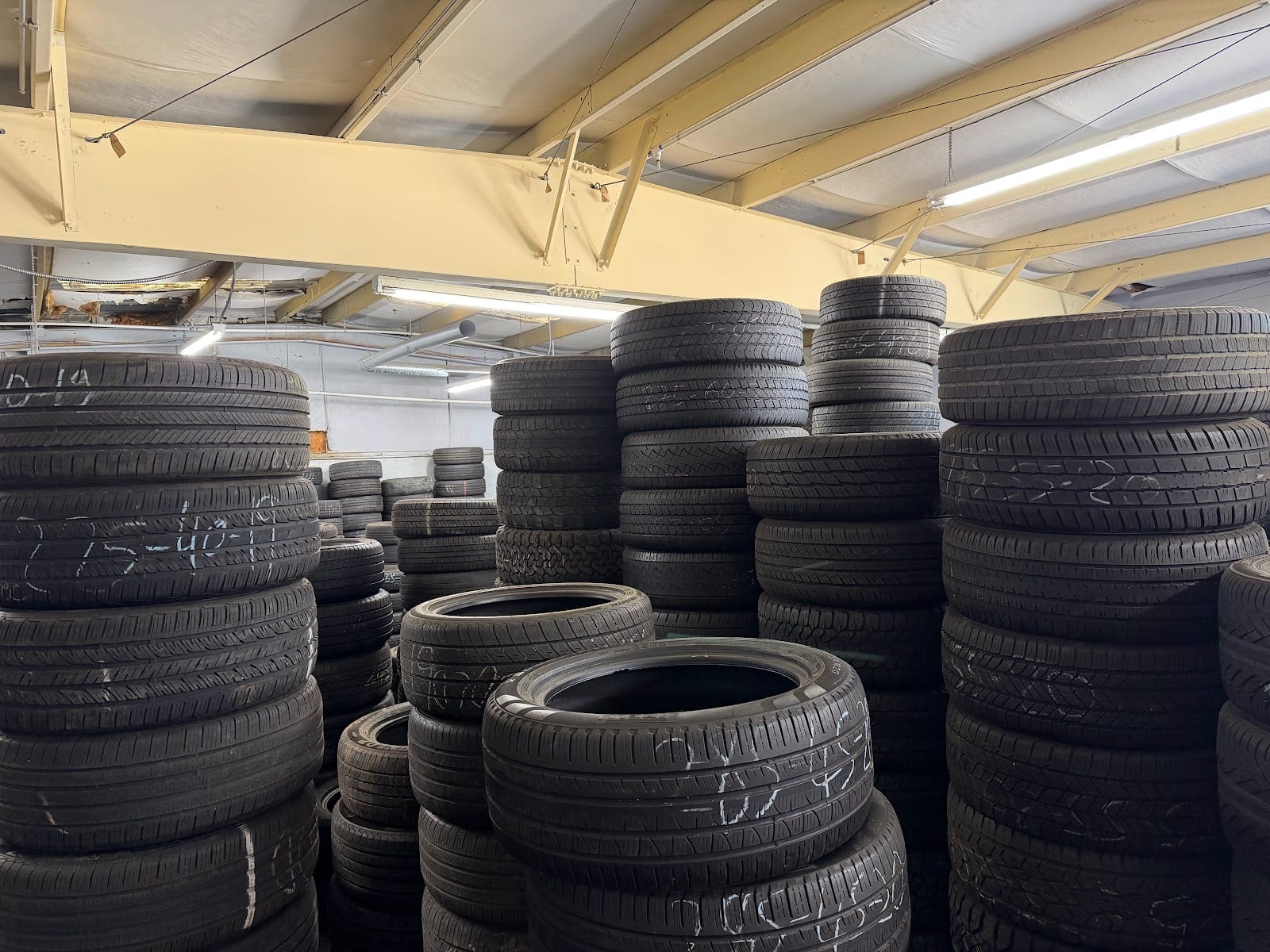 Donald's Tire & Services LLC