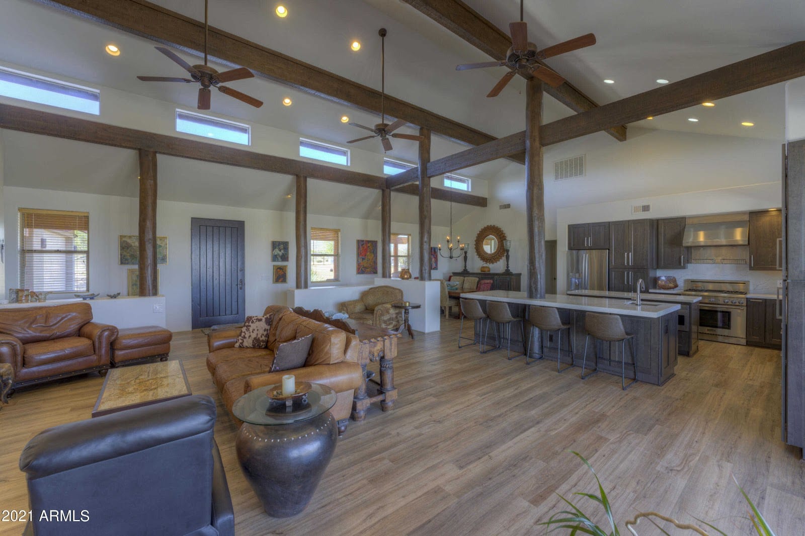 RE/MAX Fine Properties, photo 3