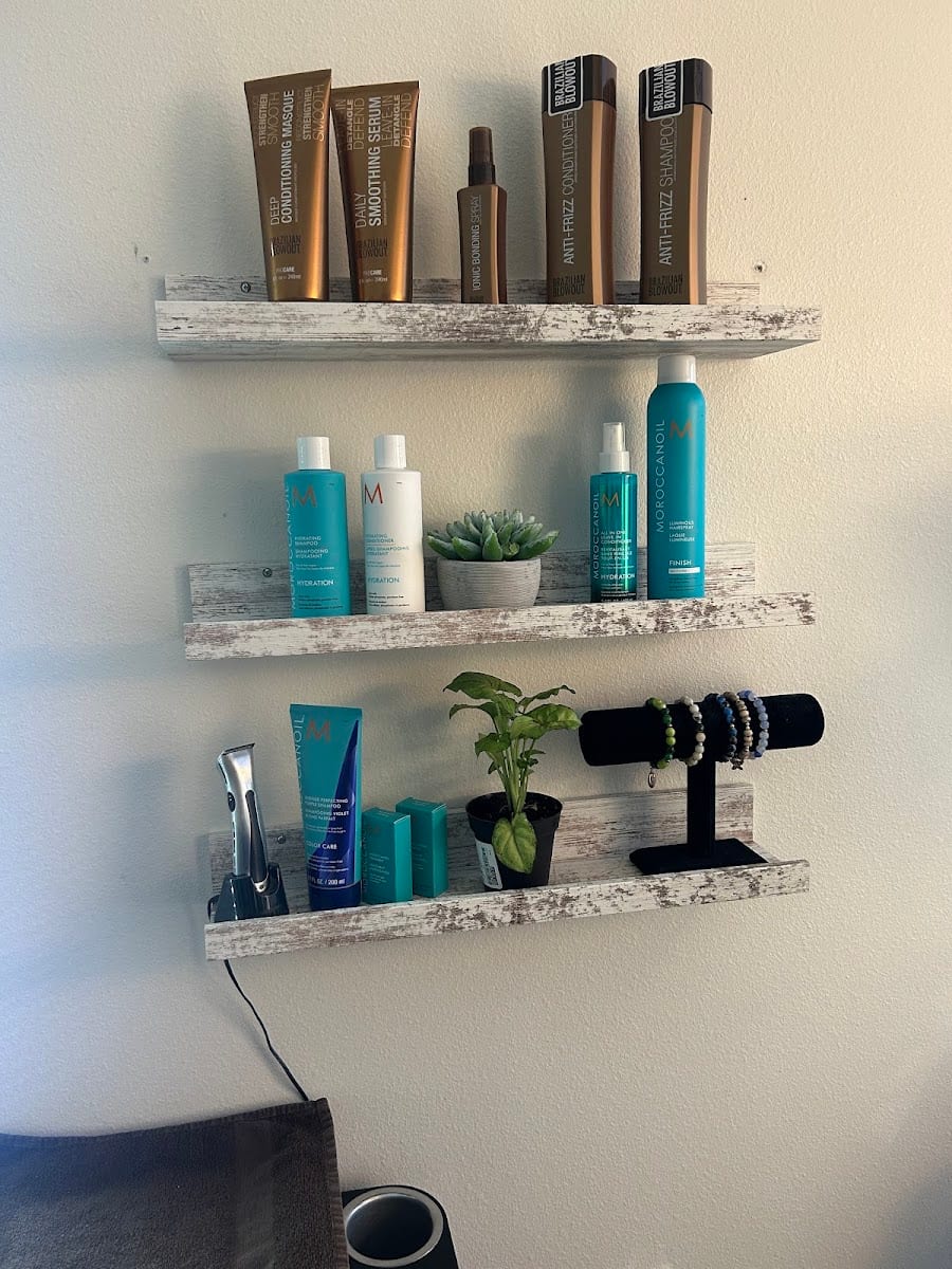 Jenny’s Hair Studio, photo 4