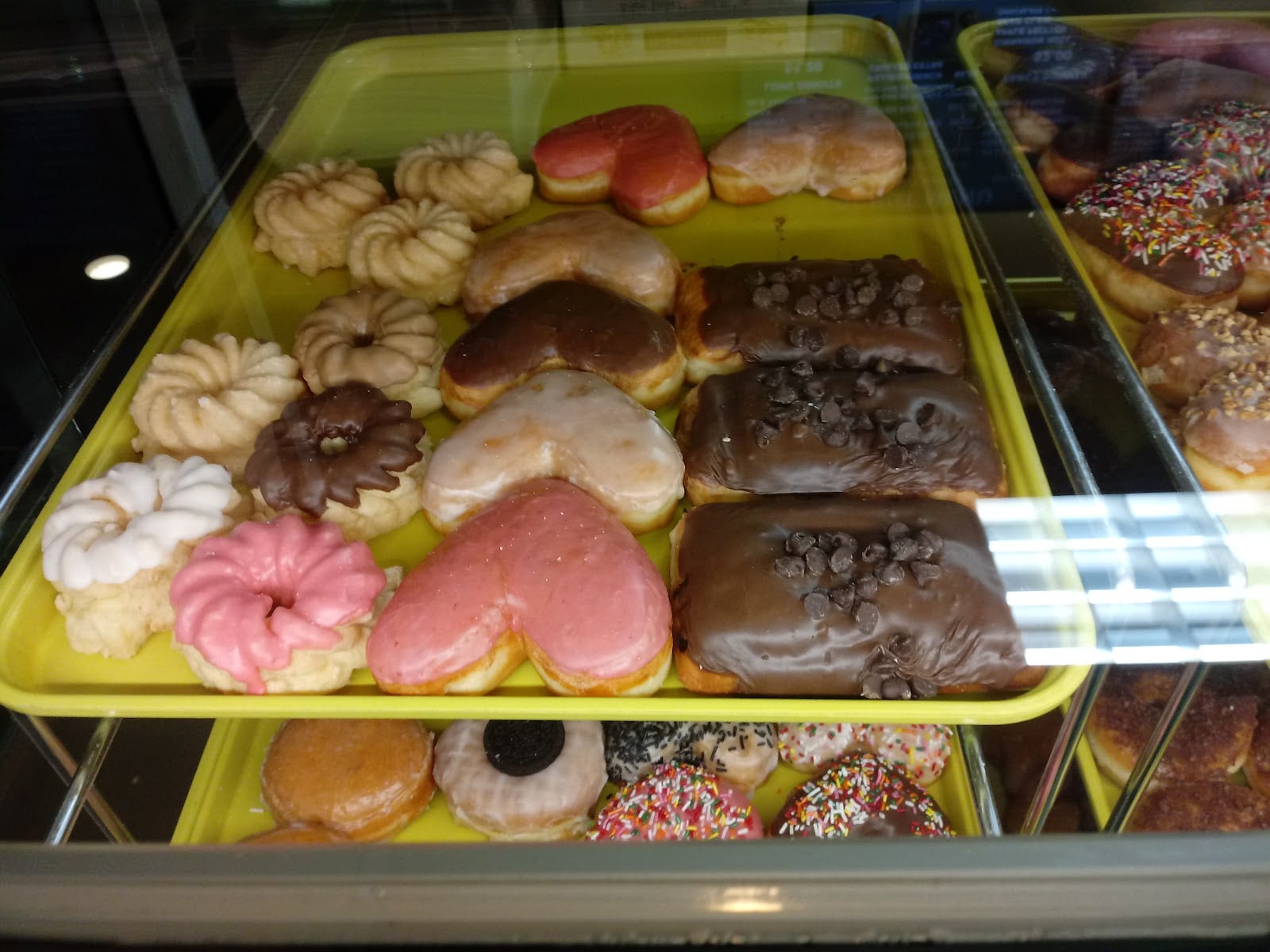 Ducks Donuts