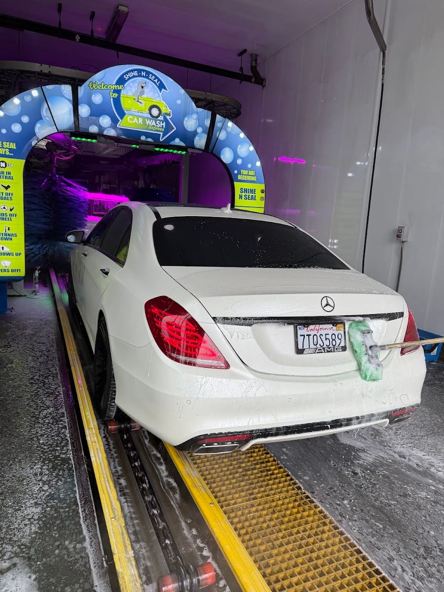 Shine-N-Seal Car Wash, photo 2