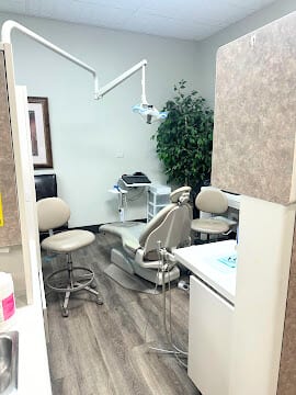 SummerHills Dental