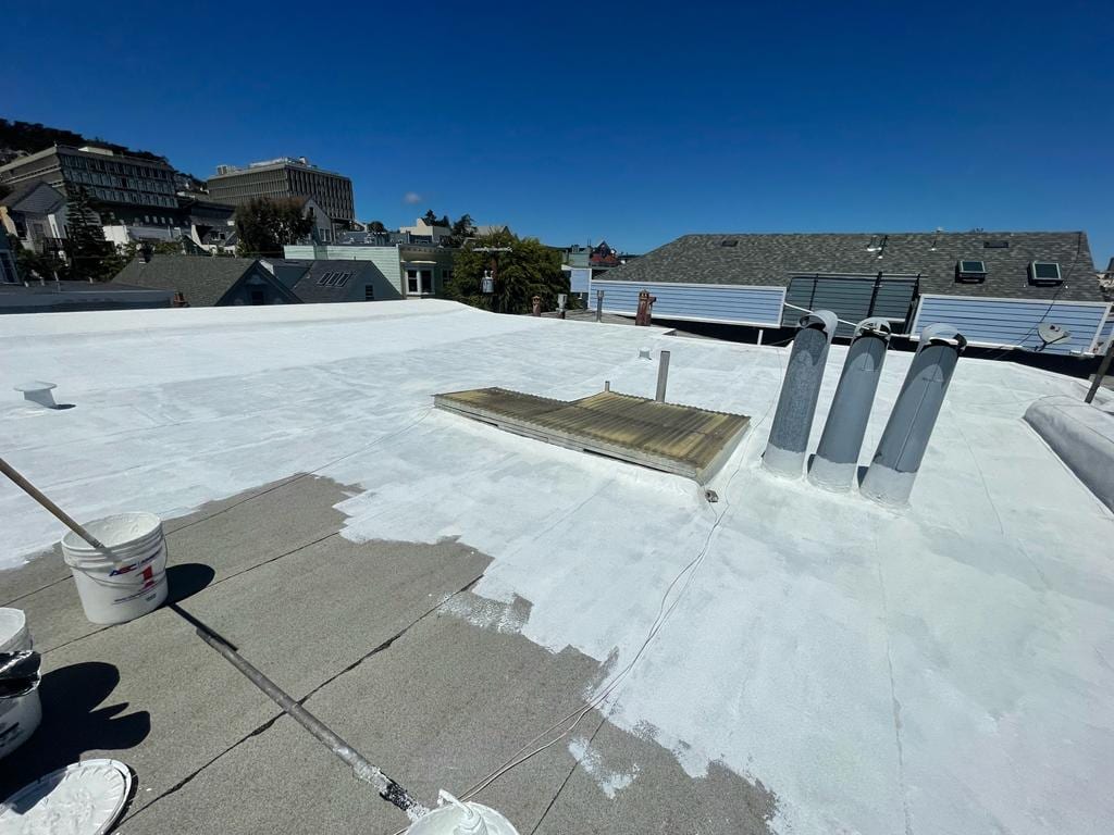 Leo's Roofing Company