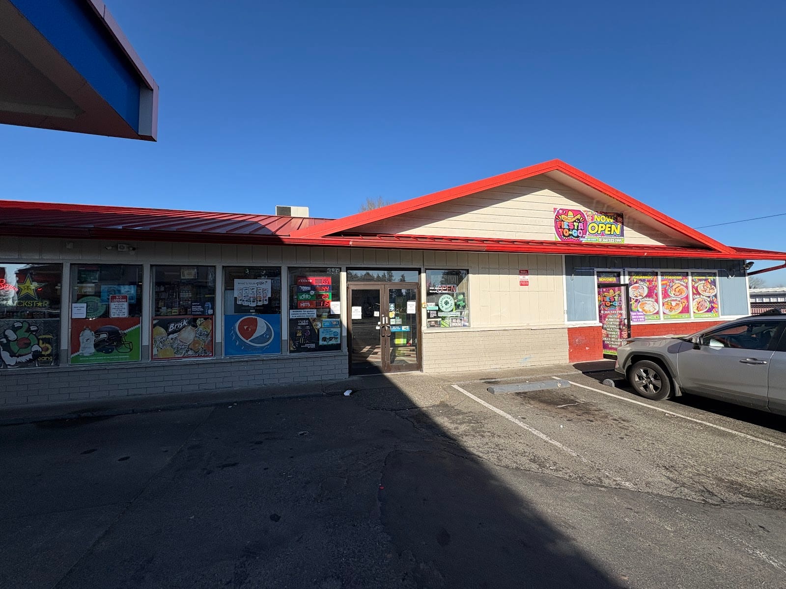 Day & Night Grocery
