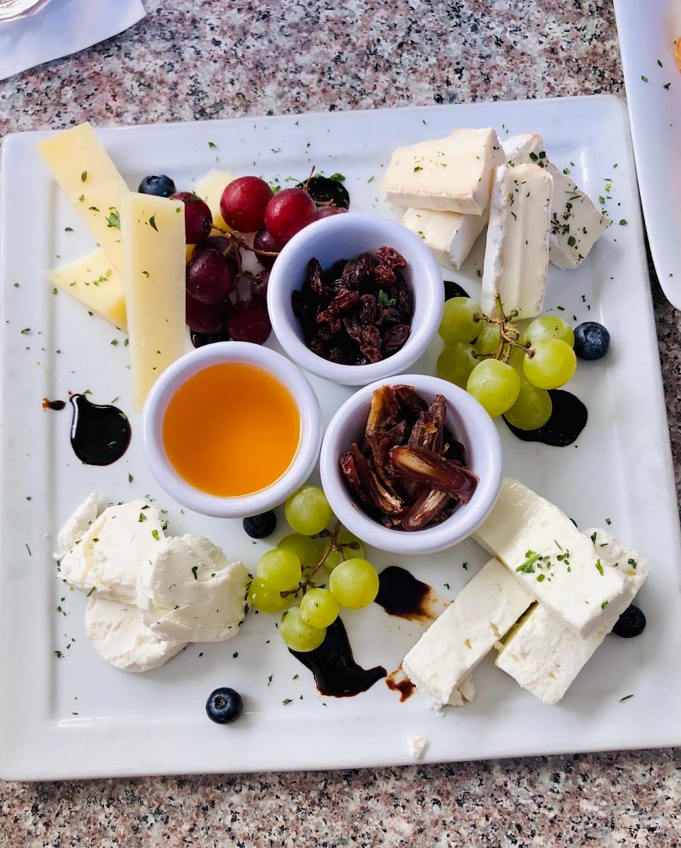 Port | Restaurant and Bar