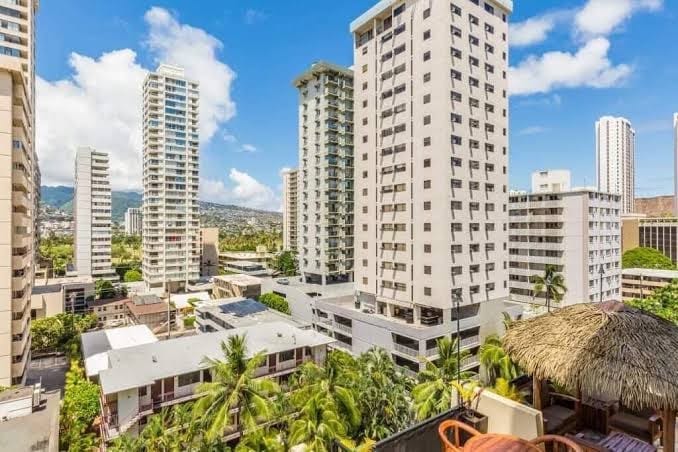 Castle Bamboo Waikiki Hotel