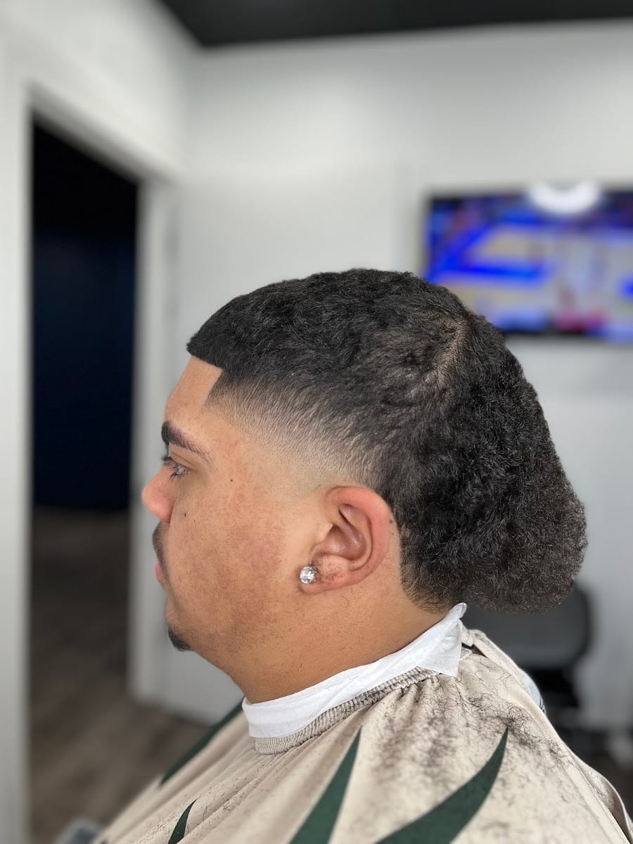 Eclipz The Barber