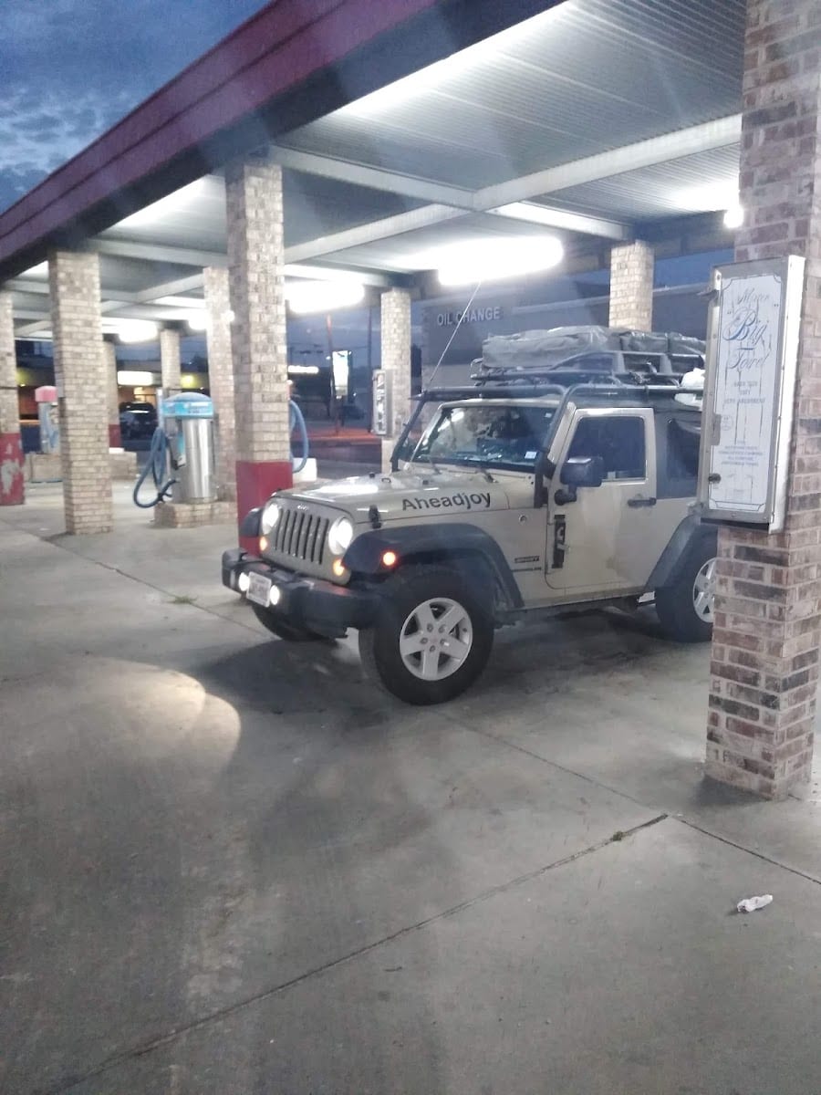 Self Service Car Wash and Vacuum, photo 2