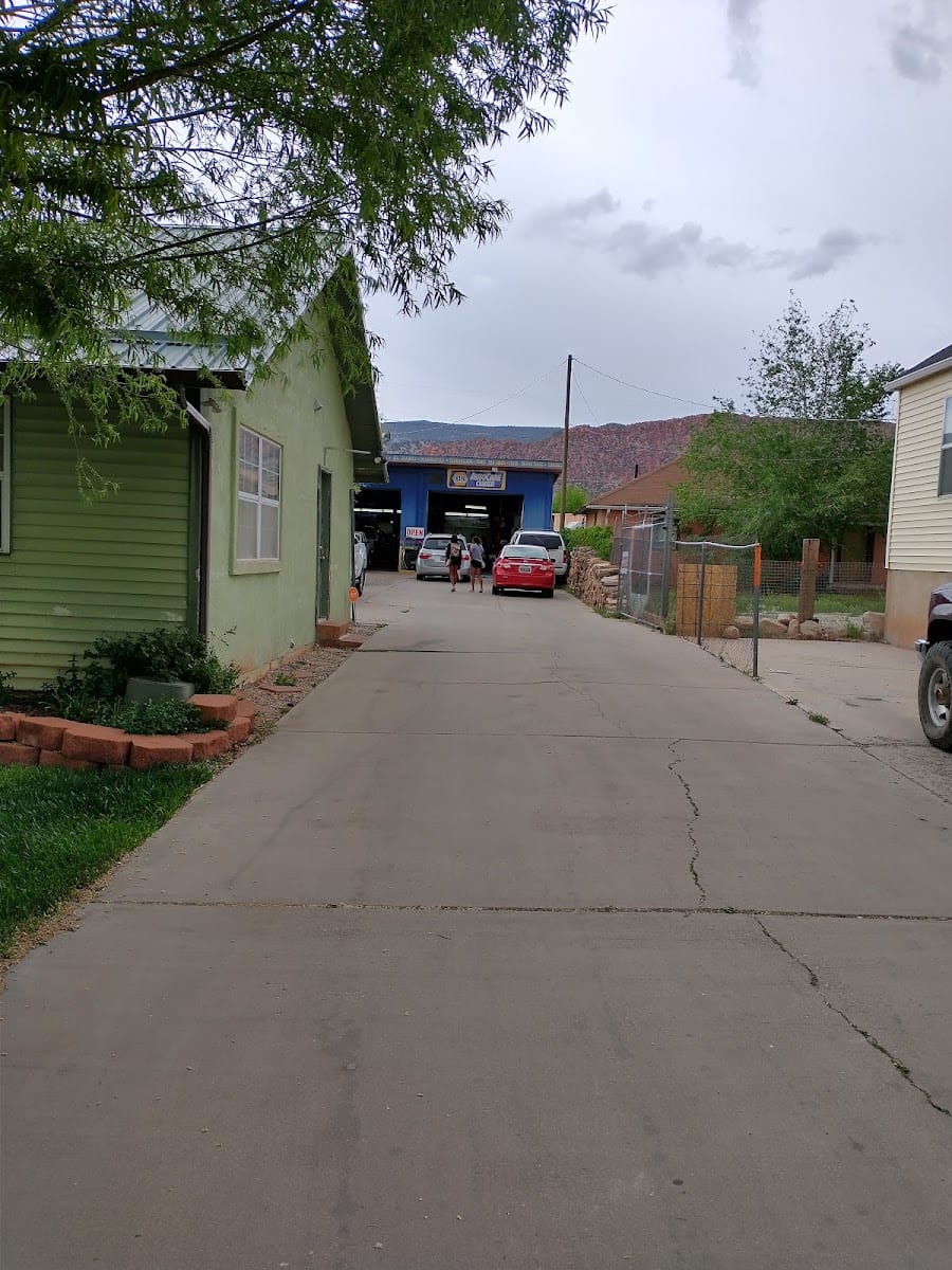 Ernesto's Auto Service, photo 2