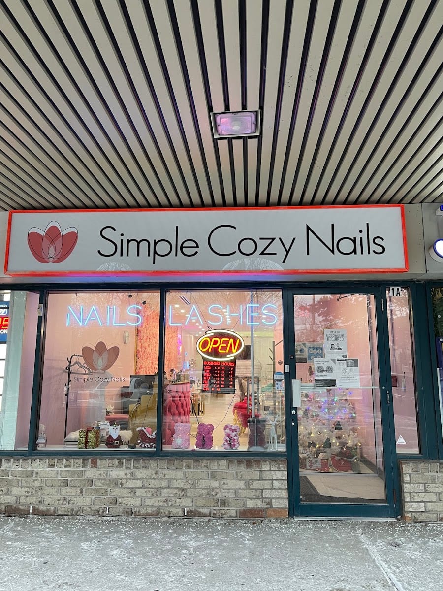 Simple Cozy Nails, photo 2
