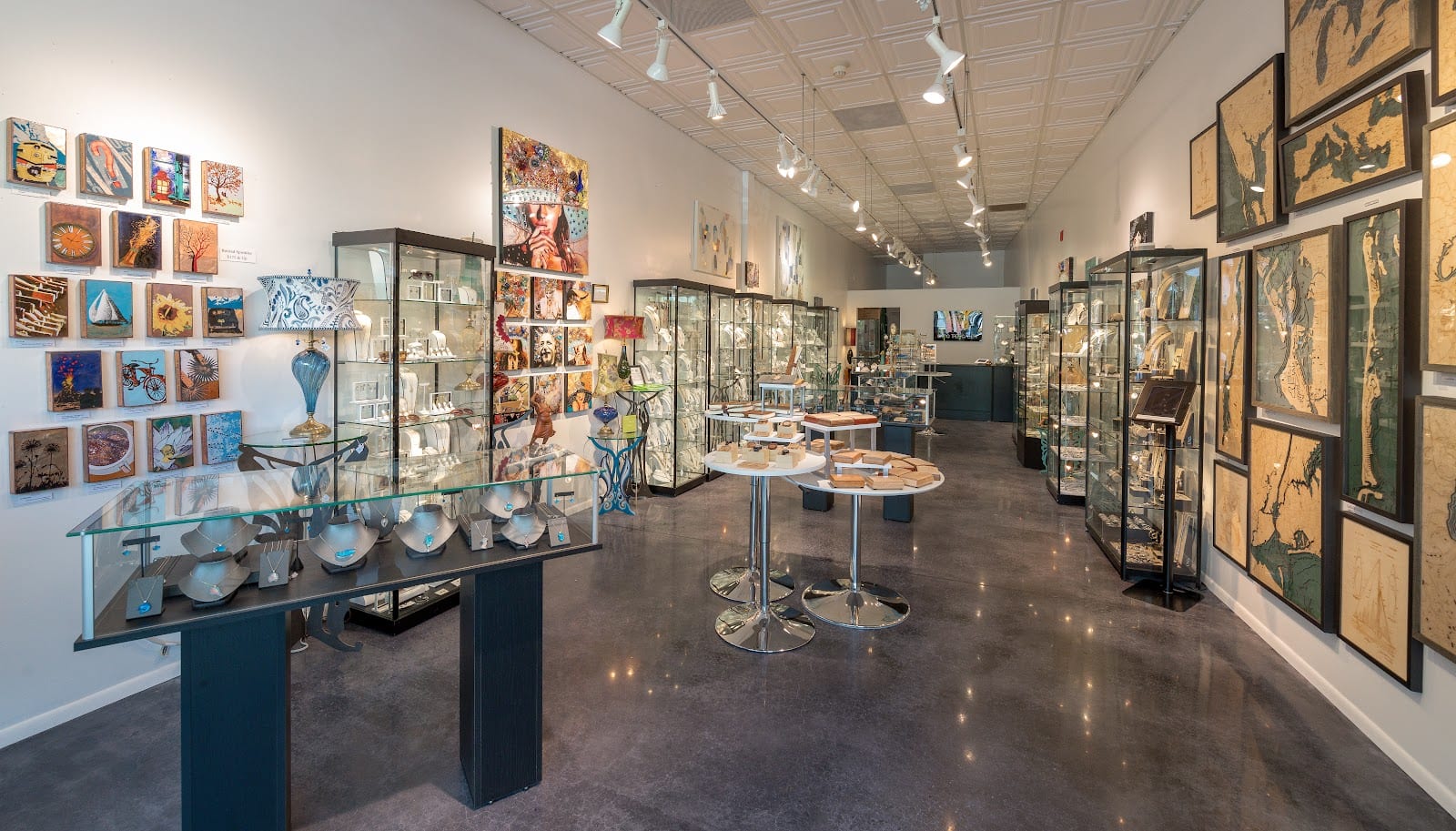The Giving Tree Gallery, photo 3