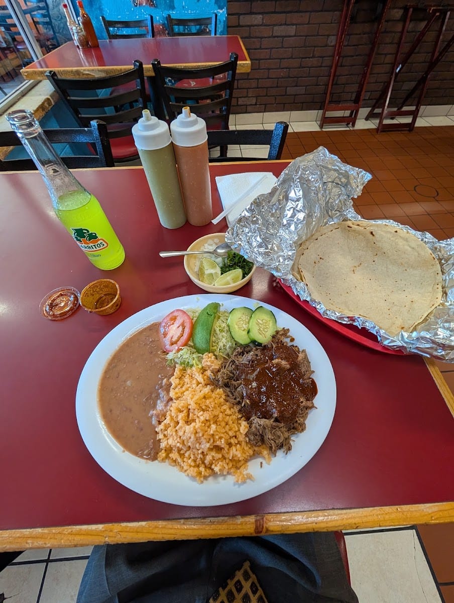 Antojitos Mexicanos El Cabrito, photo 4
