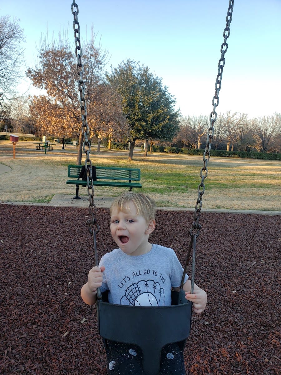 Meadow Oaks Park, photo 3