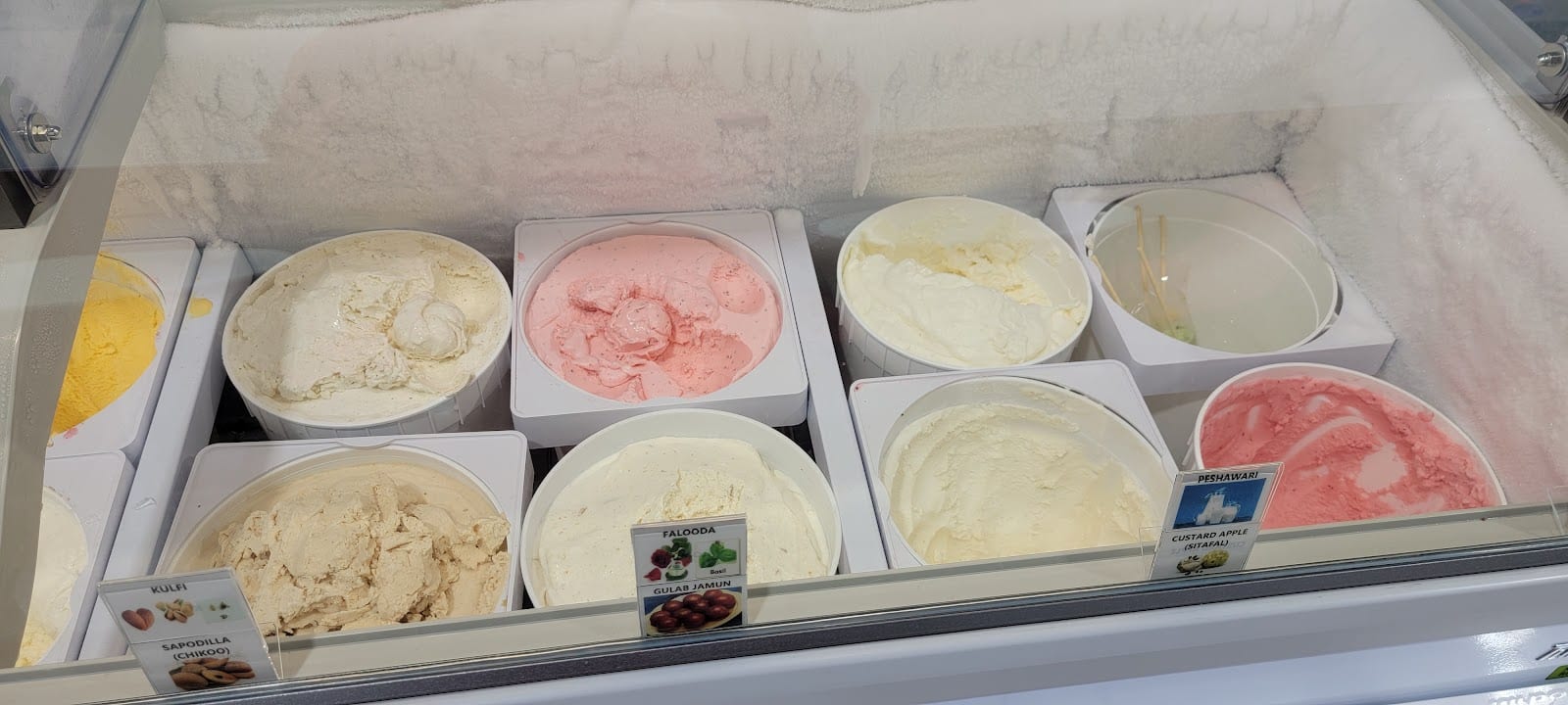 Ked's Ice cream, Waffles & Crepes