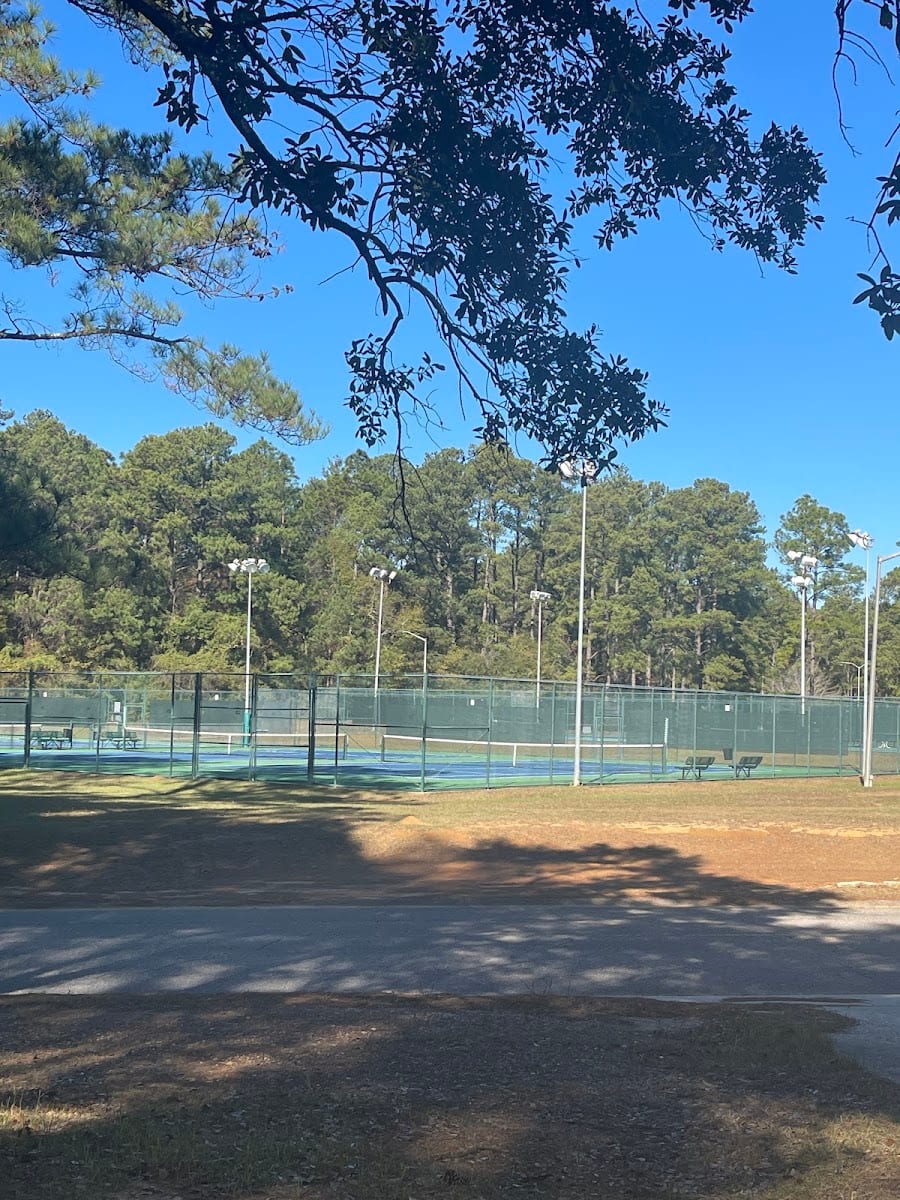 Public Tennis Courts Medal of Honor Park