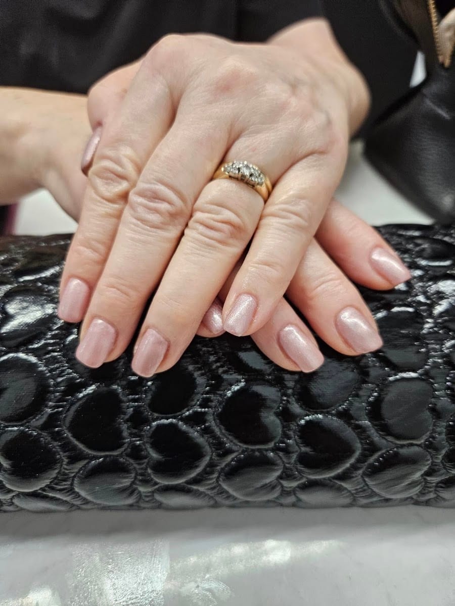 C.V. Nails