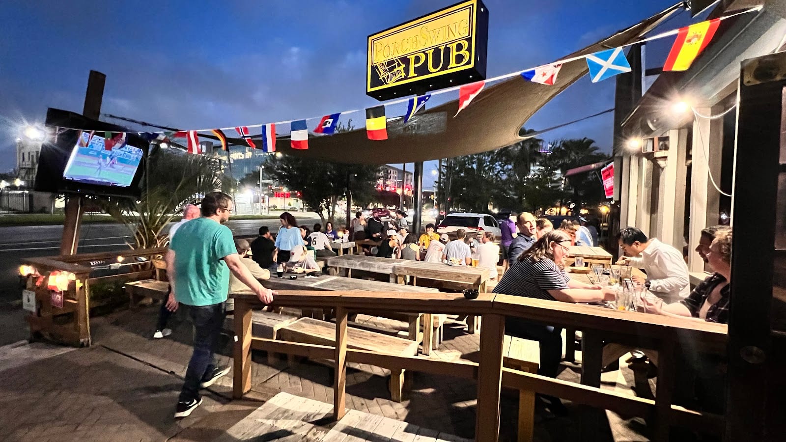 Porch Swing Pub, photo 2