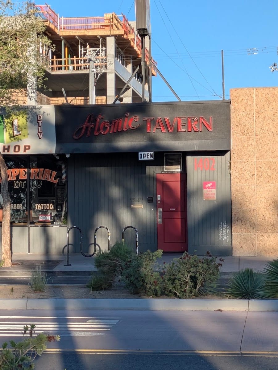 Atomic Tavern, photo 2