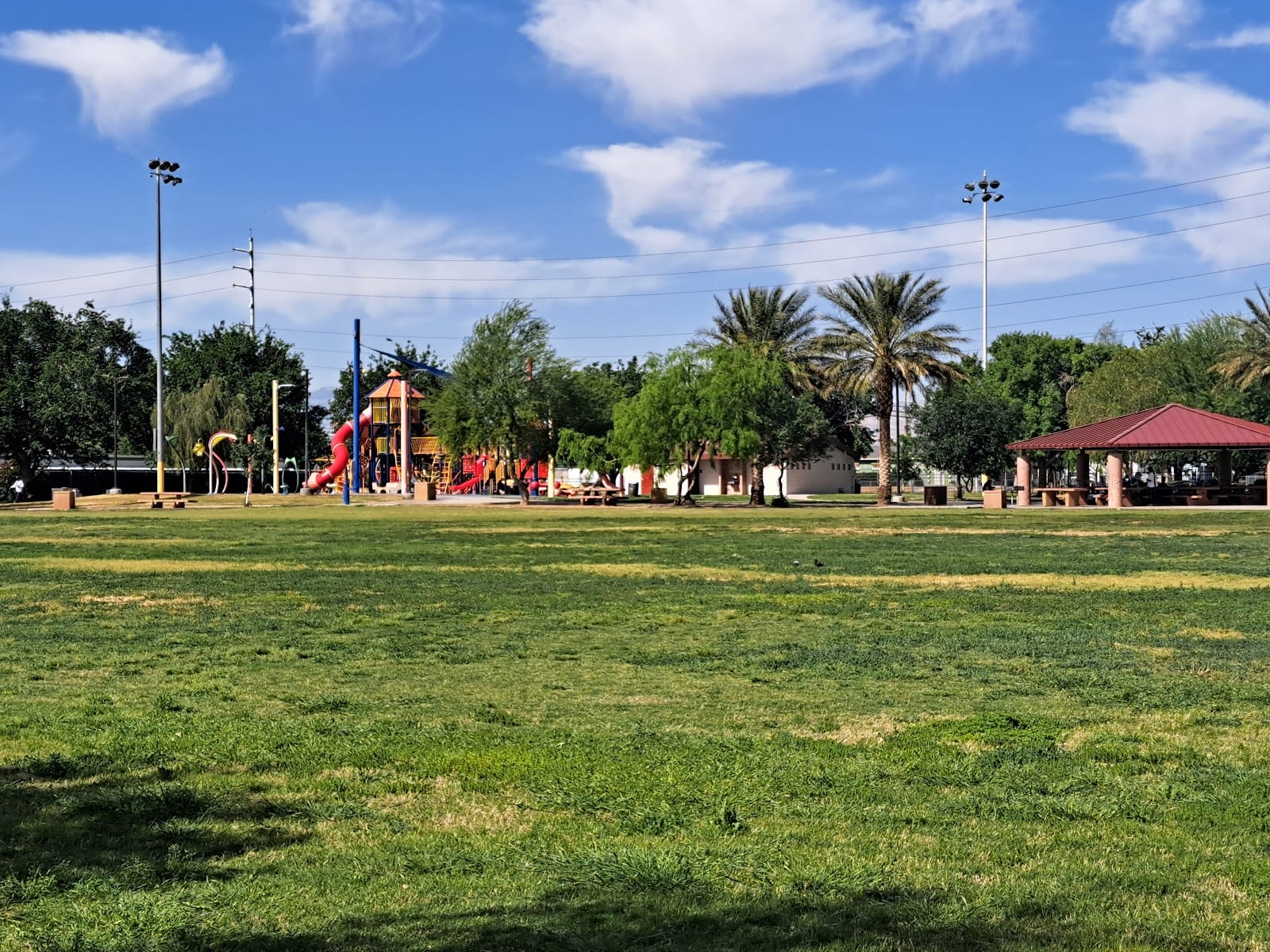 Kianga Isoke Palacio Park