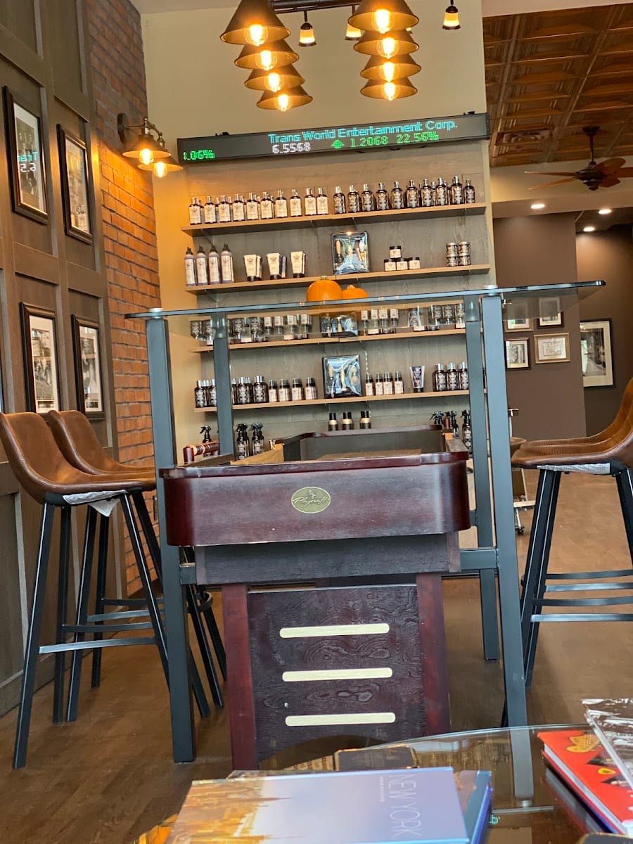 Gambuzza's Barbershop of Round Rock, photo 3