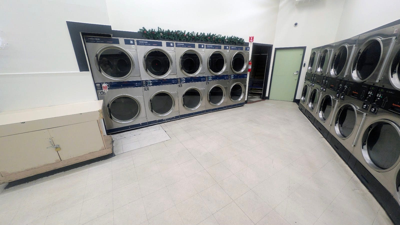 Clean Wash Center