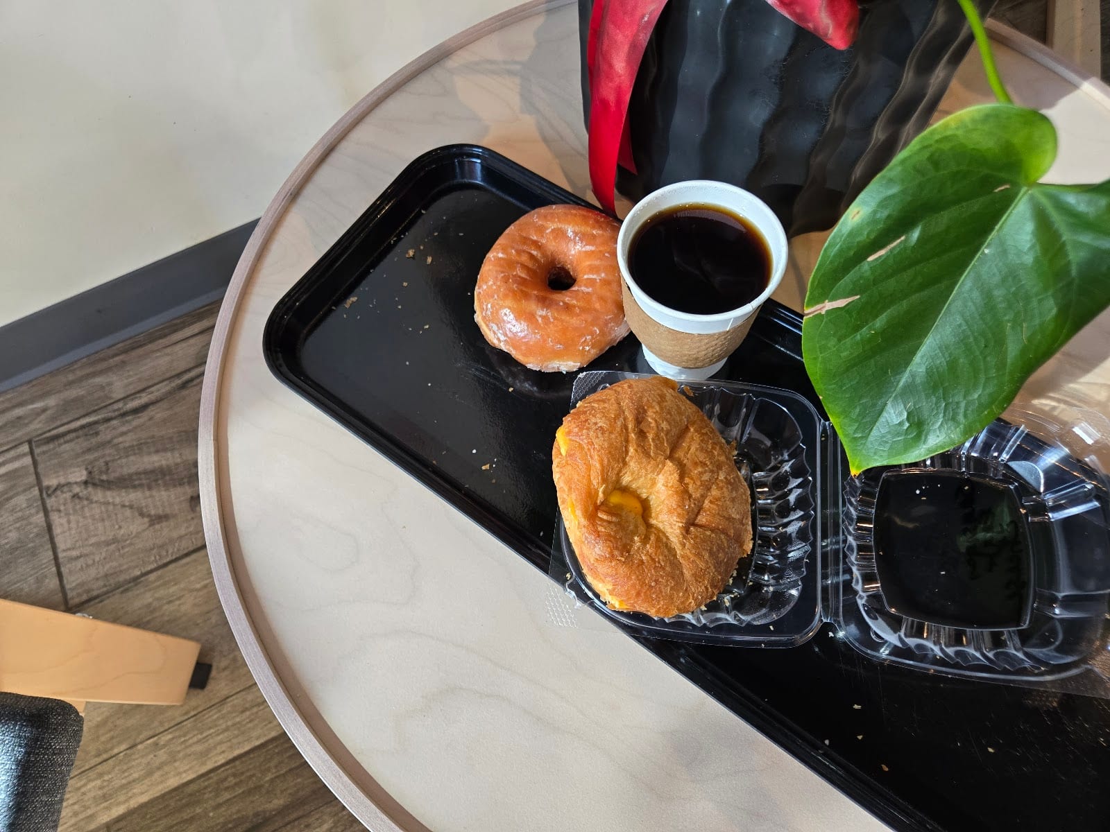 La Diva Donuts N Coffee