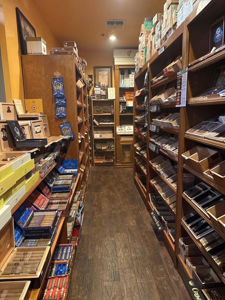 21 Degrees Cigar Lounge, photo 4
