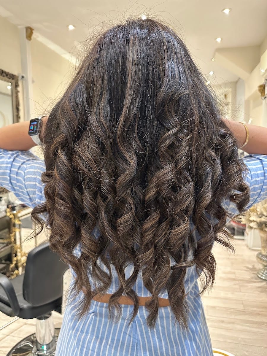 Leila Hair House of Artists