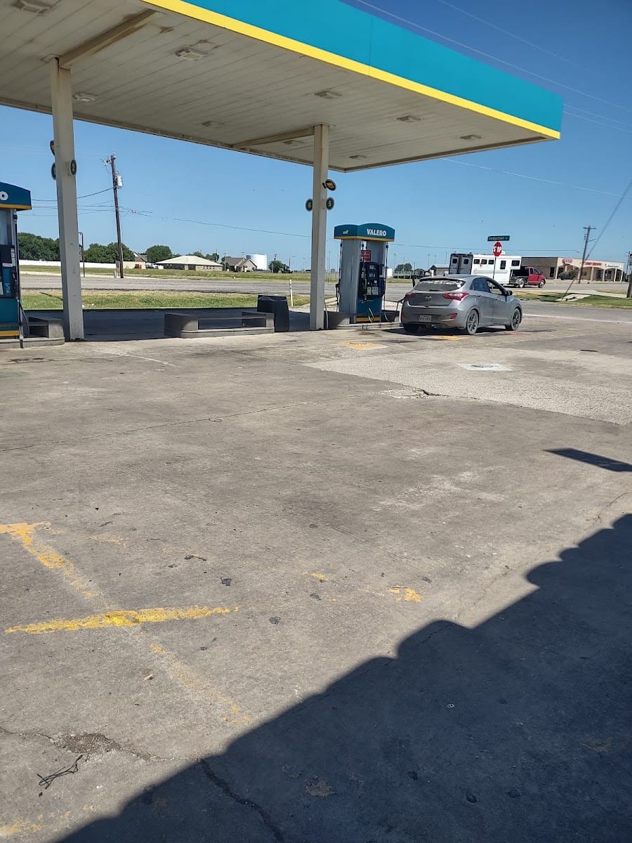 VALERO, photo 2
