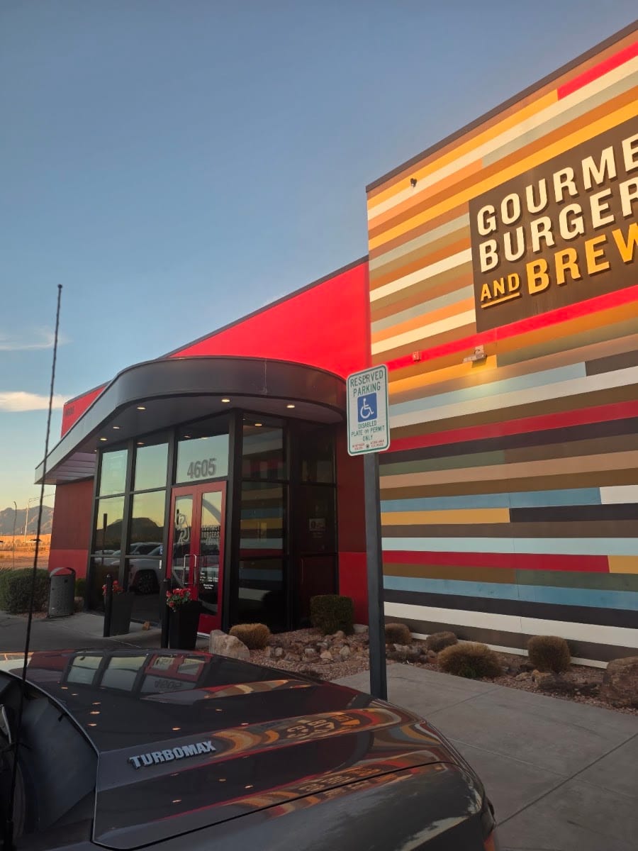 Red Robin Gourmet Burgers and Brews