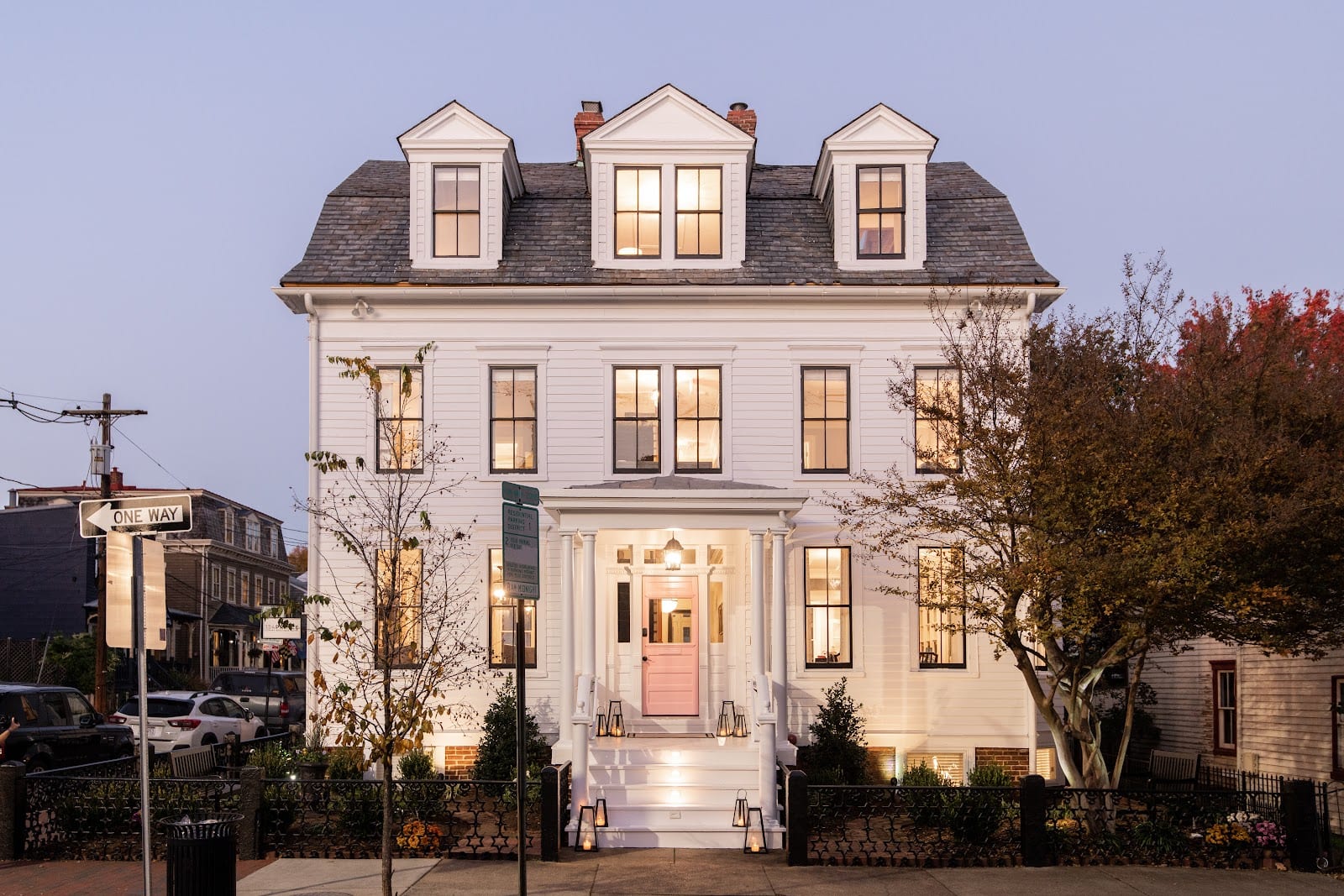 Flag House Inn