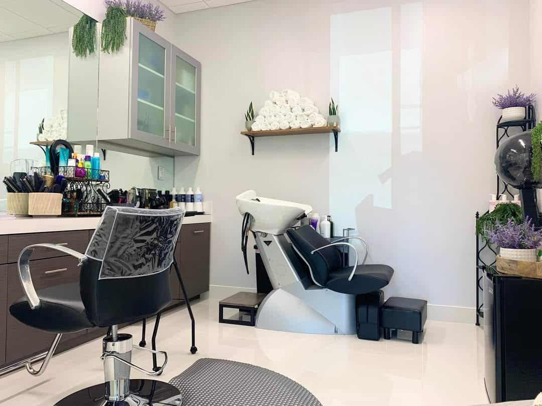 Lynn Hair Studio