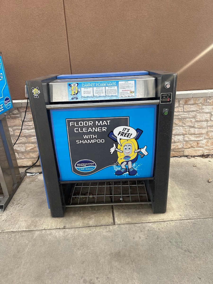 WhiteWater Express Car Wash, photo 2
