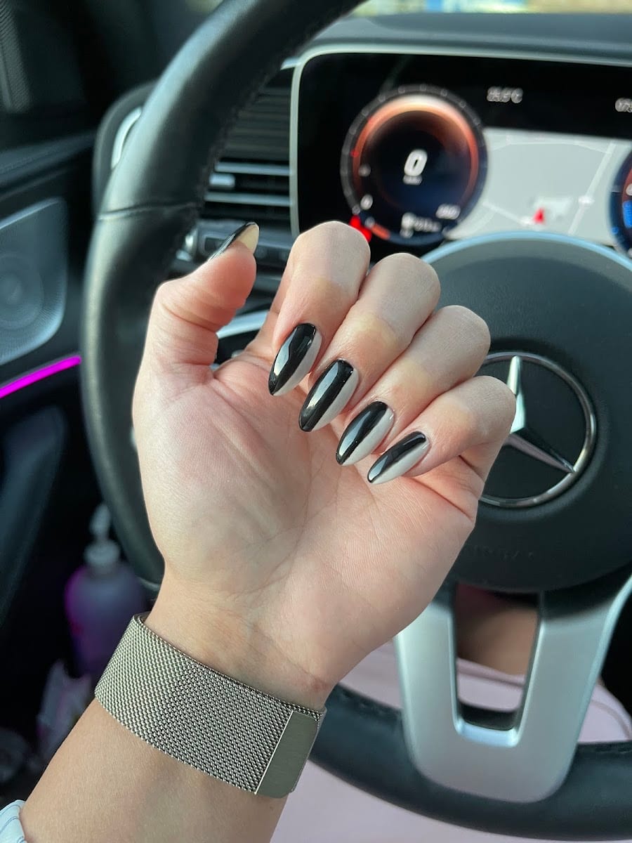 Buff Nail Lounge