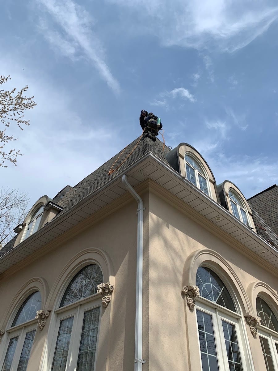 Toronto’s Roof Doctor