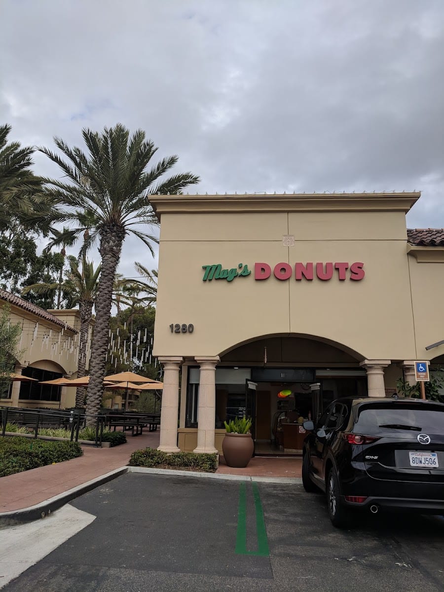 Mag's Donuts