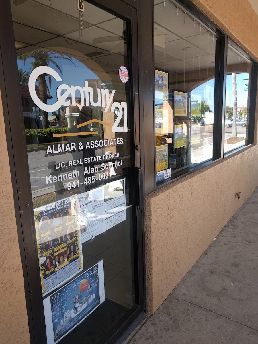 Century 21 Schmidt Real Estate, photo 2
