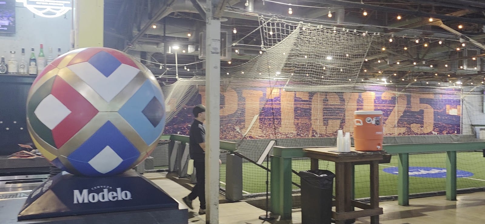 Pitch 25, photo 3