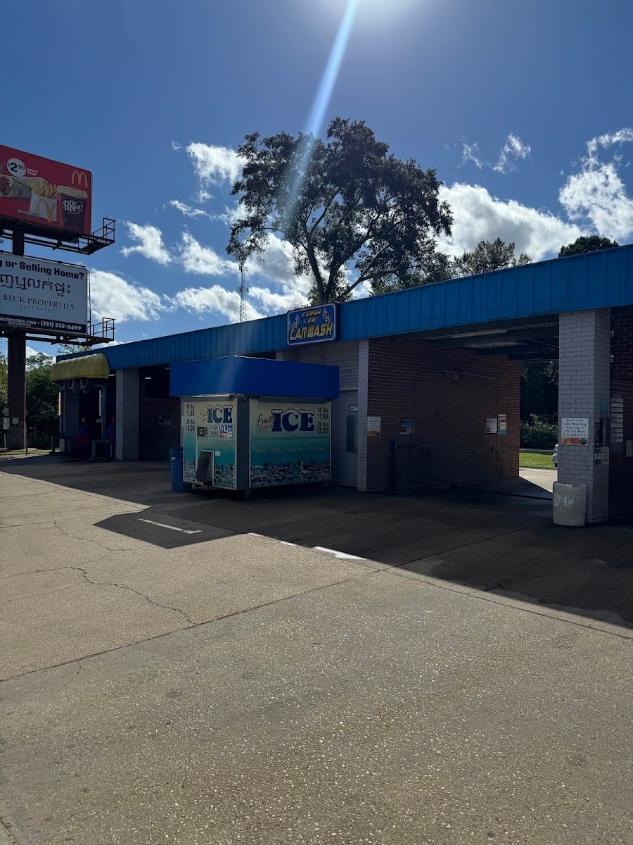 Finish Line Car Wash - Theodore Dawes, photo 2