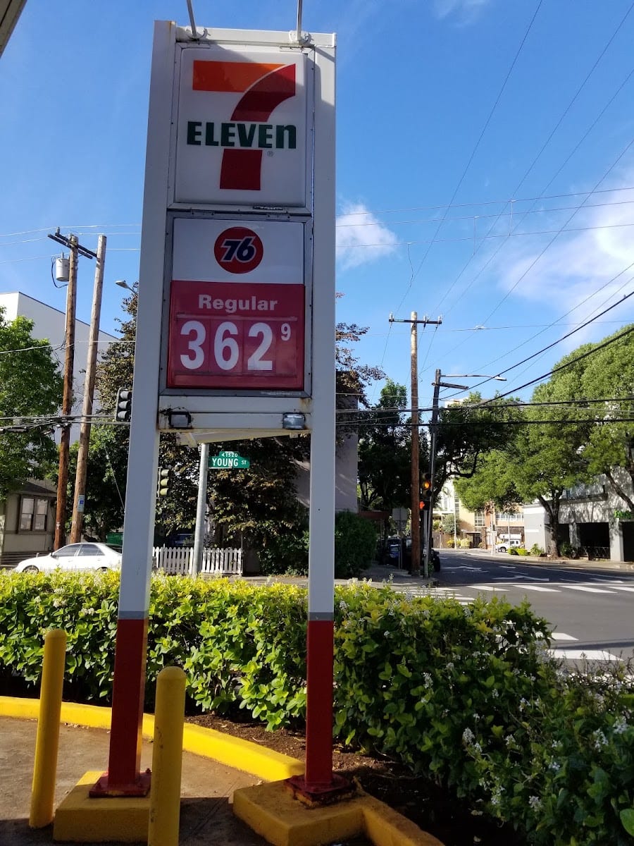 76, photo 2