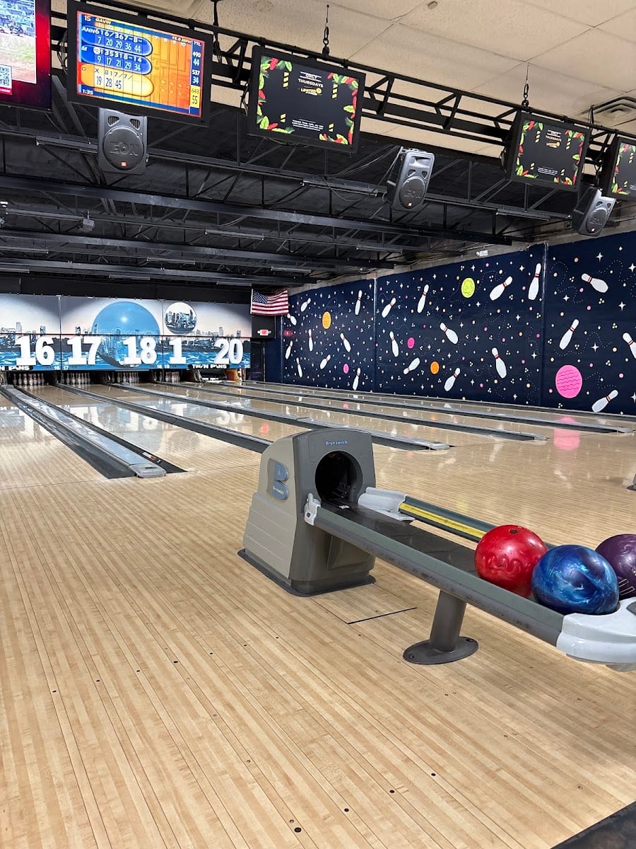 Twin Pins Bowling Bar