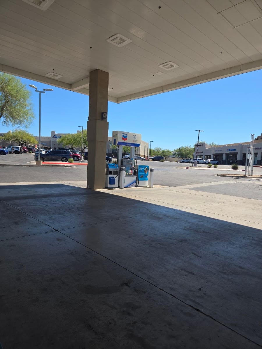 Chevron Scottsdale, photo 3