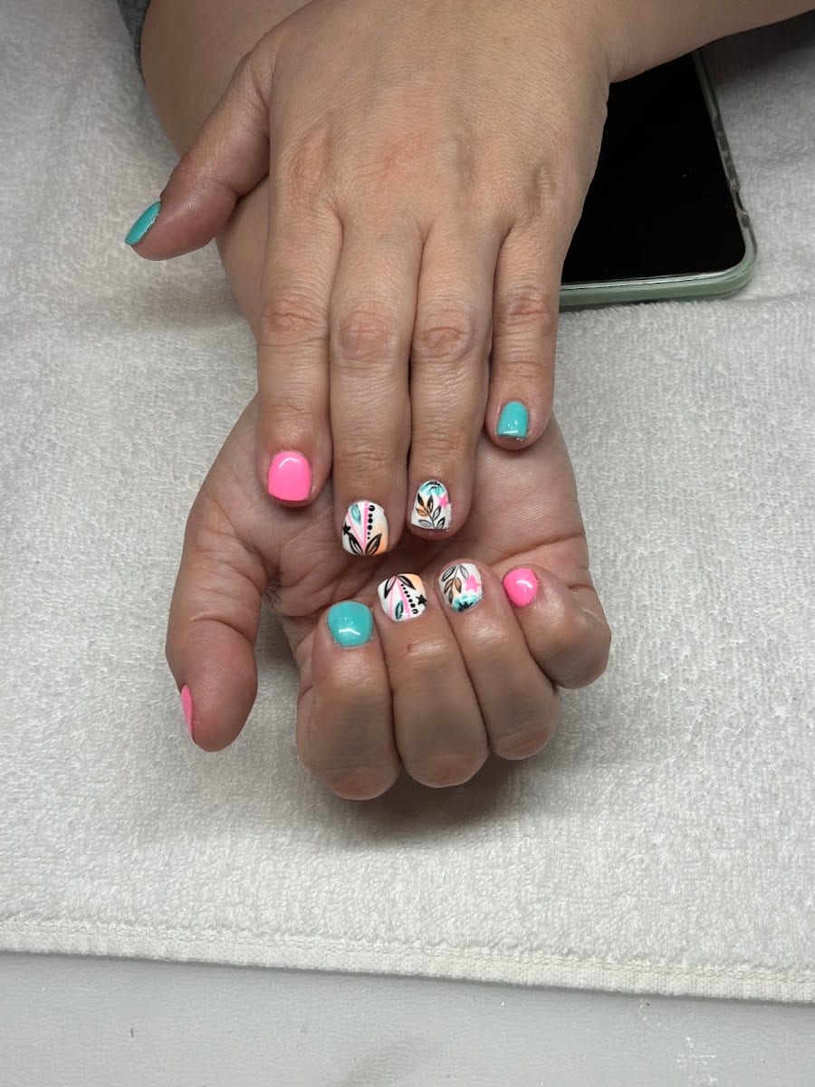 Bloom Nails Jax, photo 3