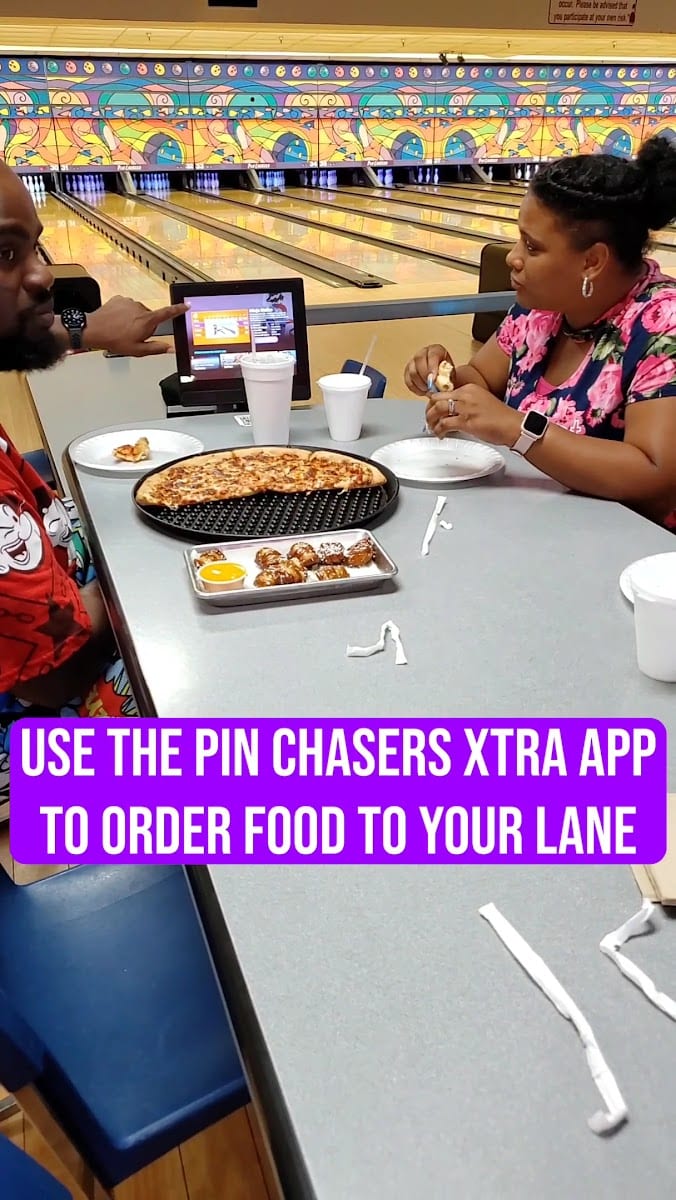 Pin Chasers, photo 3