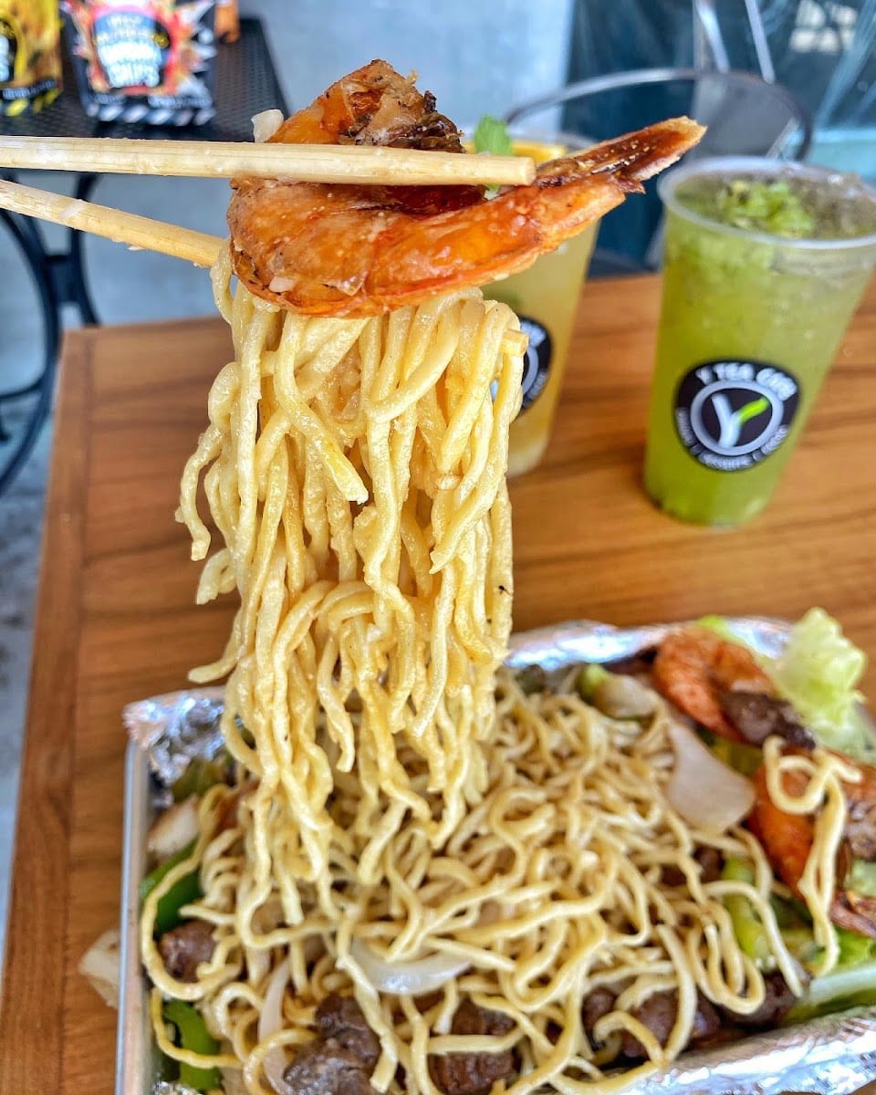 Y Tea Cafe: Boba, Fries, Crawfish