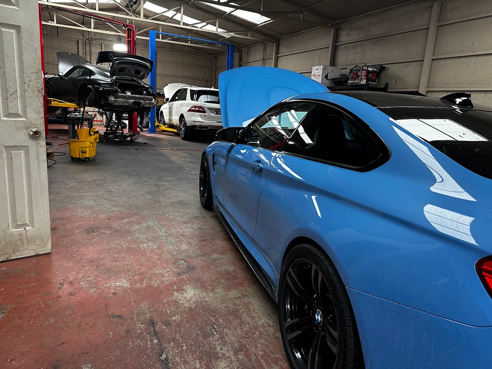 EuroTech AutoHaus, photo 3