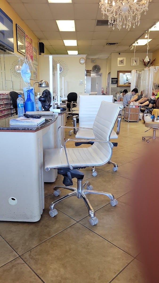 TNT Nails, photo 4