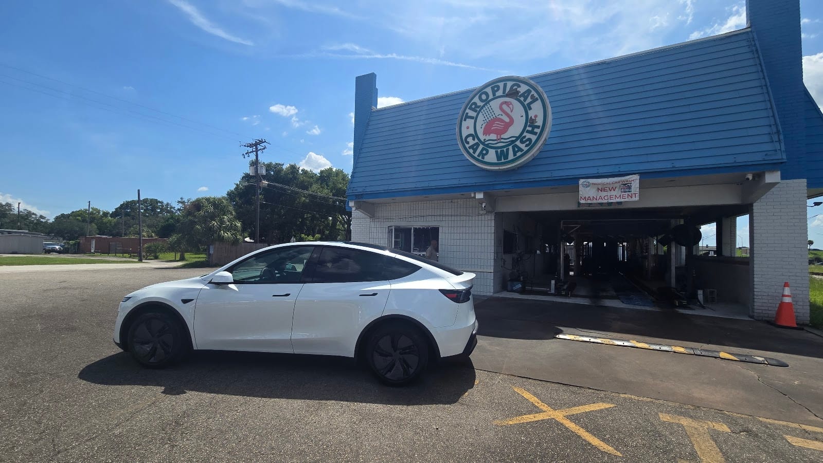 Tropical Car Wash