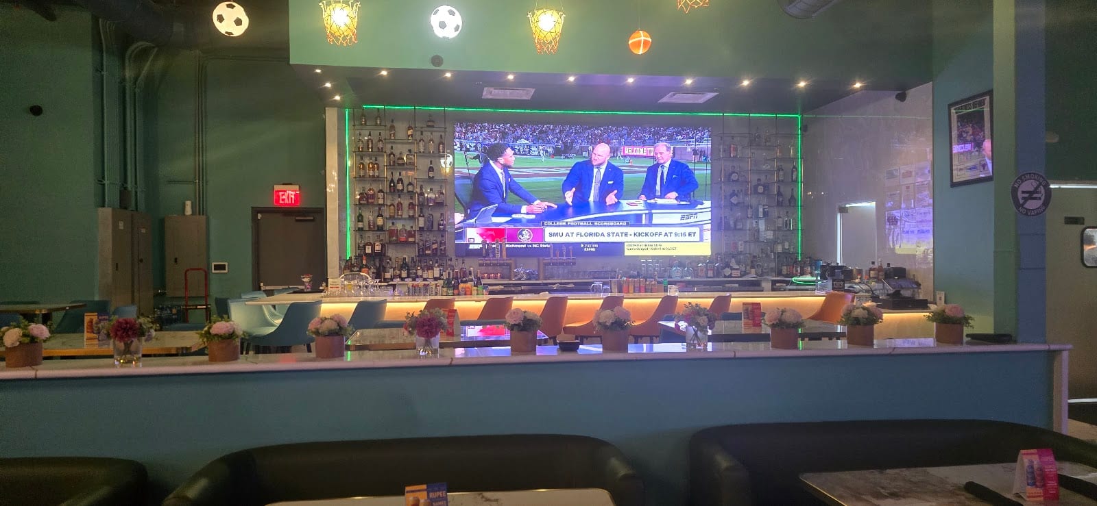 Blue Fox Sports Bar - Restaurant - Hookah Lounge